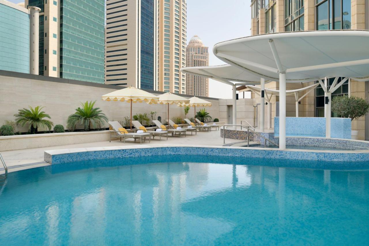 Le Meridien City Center Doha Exterior photo