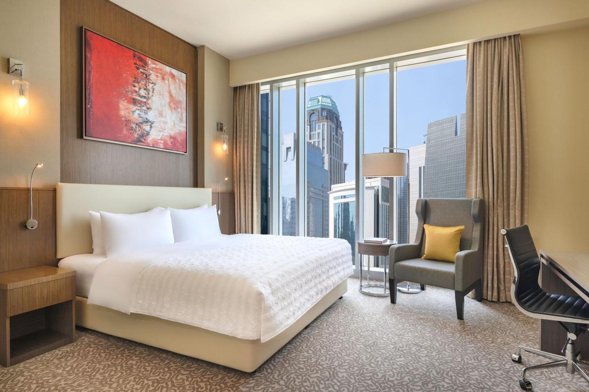 Le Meridien City Center Doha Exterior photo