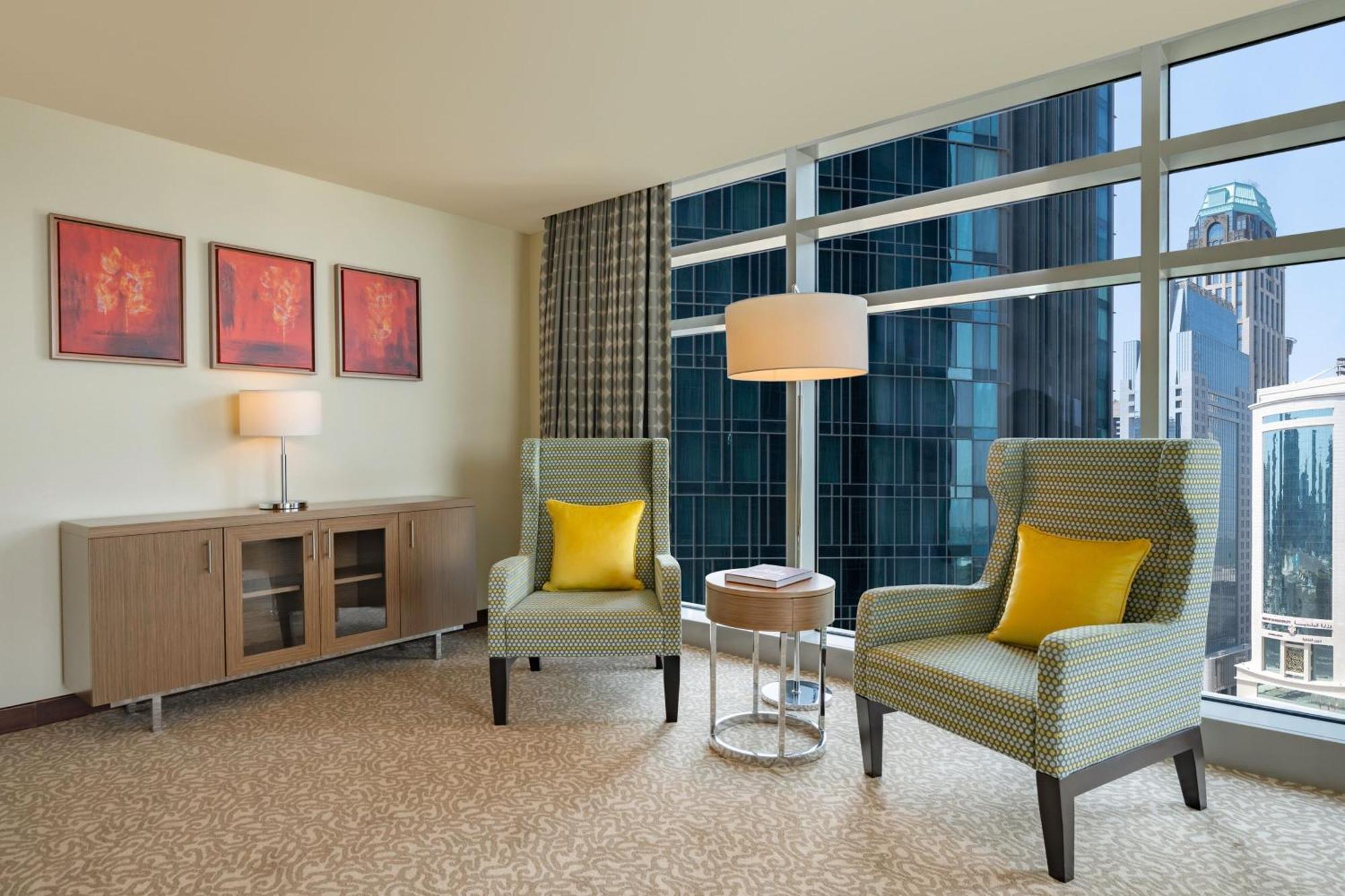 Le Meridien City Center Doha Exterior photo