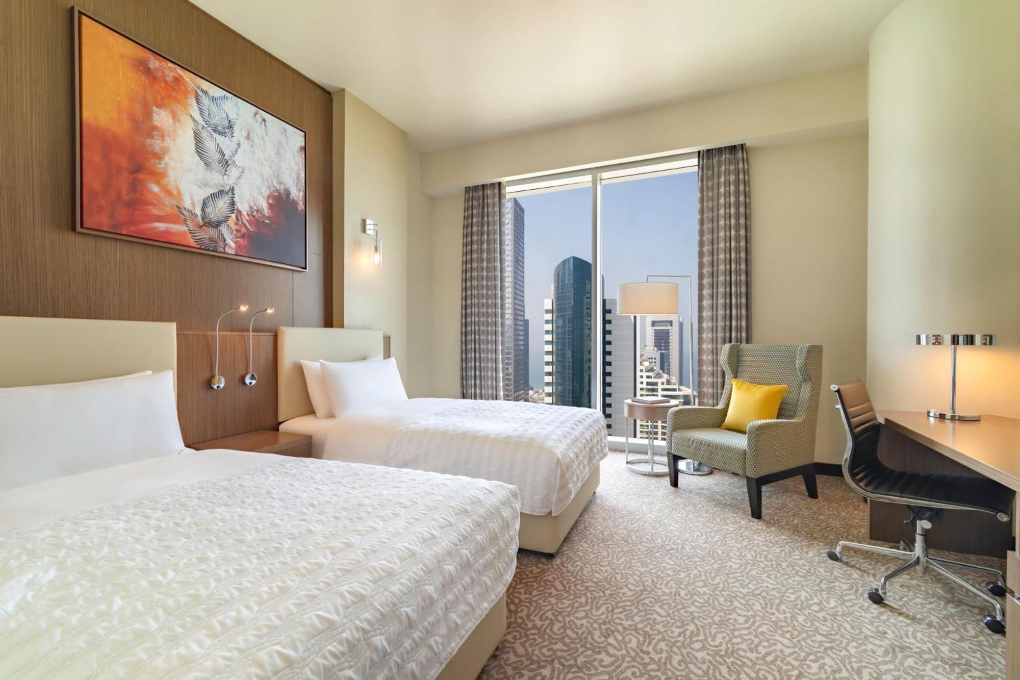 Le Meridien City Center Doha Exterior photo